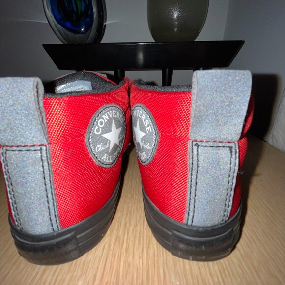 EUC CTAS Converse  Street Mid Red / Black 658595F (Jr. 3) KICKS - Picture 5 of 6